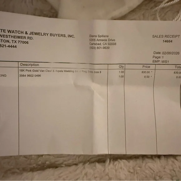 Van Cleef & Arpels Elegant Rose Gold Ring - Picture 8 of 8